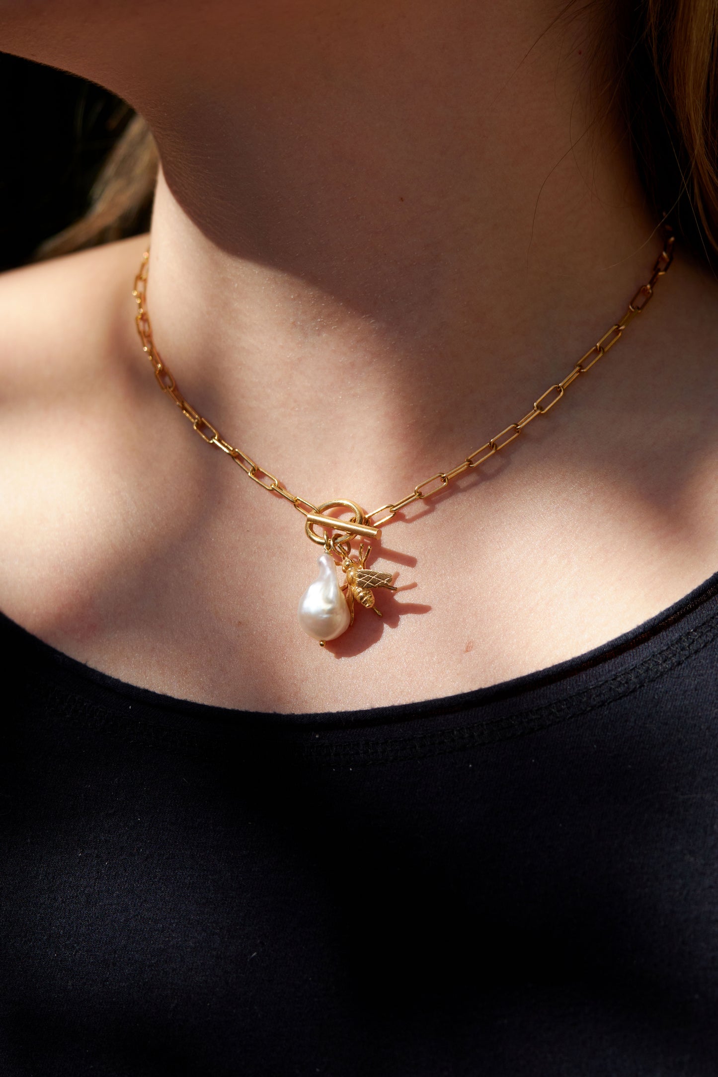 Bee T Baroque Pearl Necklace