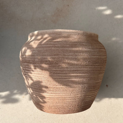 ribbed terra egg pot 3